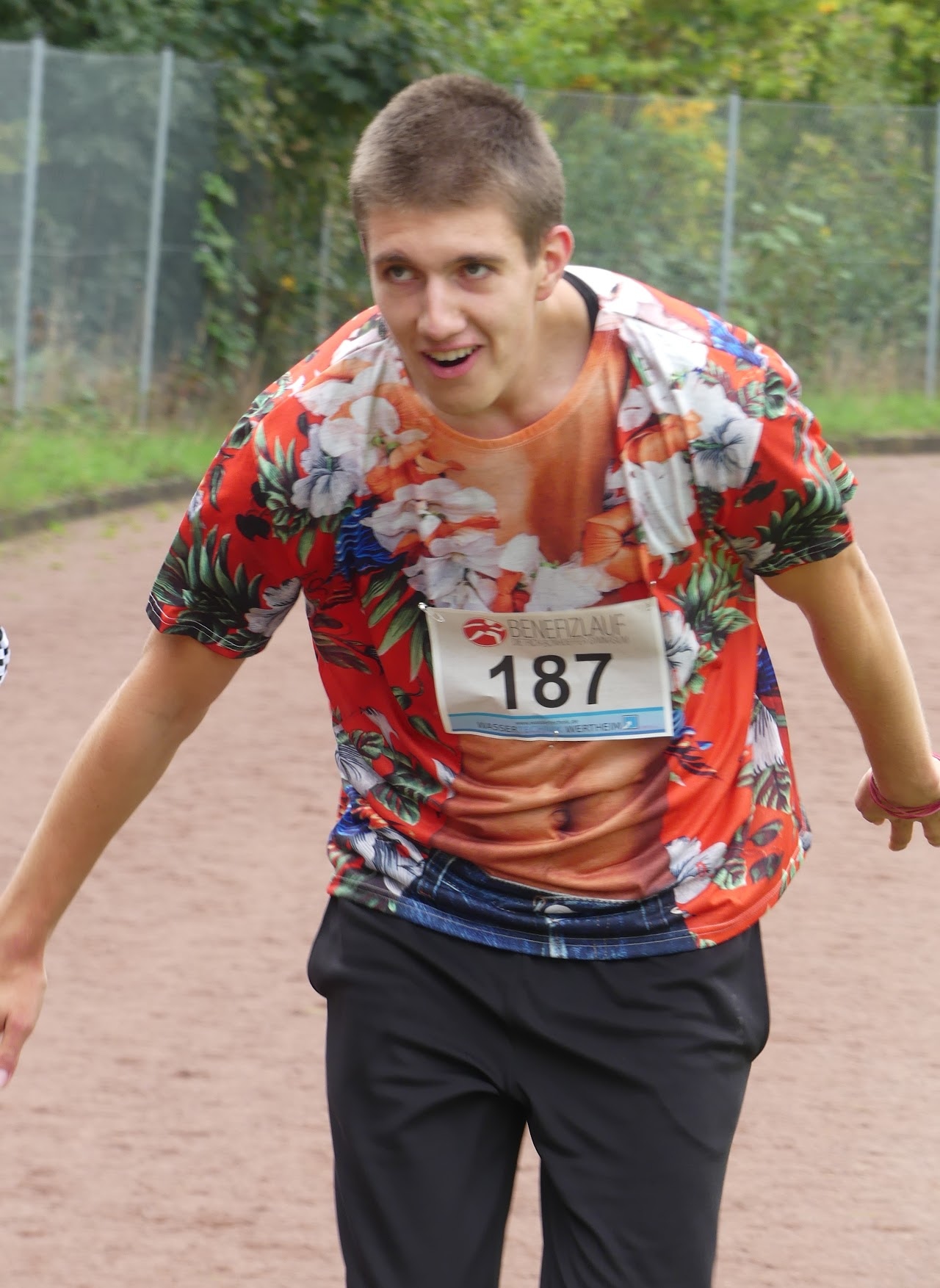 Bild vom 13. Benefizlauf im Jahr 2022. Dies ist das 618. Bild.